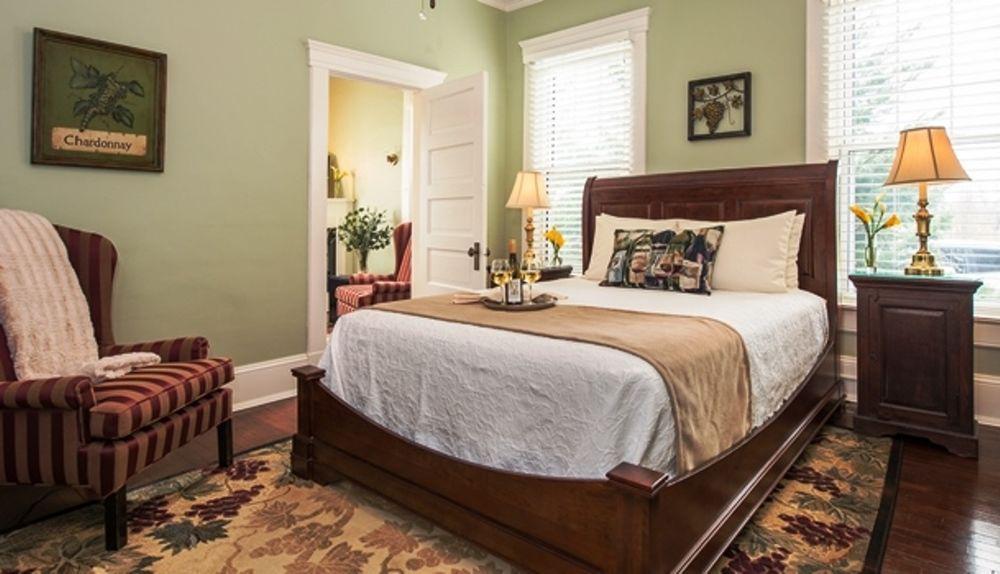 Steeles Tavern Manor Bed & Breakfast Raphine Exterior photo